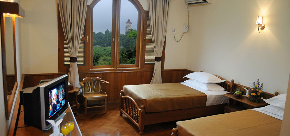Win Unity Hotel Pyin Oo Lwin Exterior photo