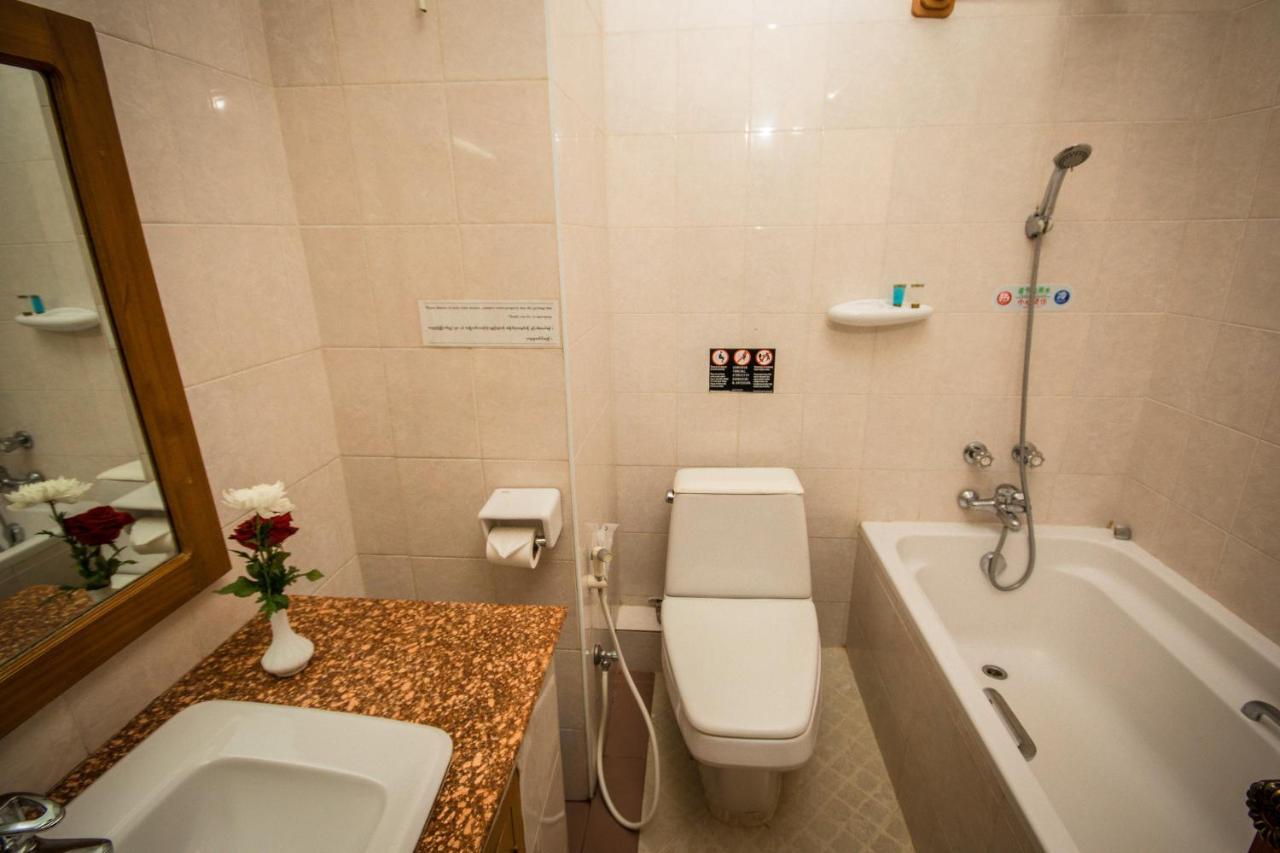 Win Unity Hotel Pyin Oo Lwin Exterior photo