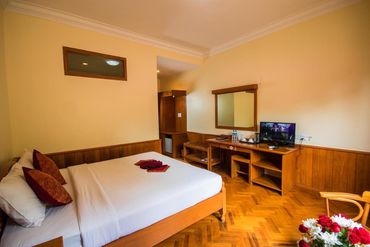 Win Unity Hotel Pyin Oo Lwin Exterior photo